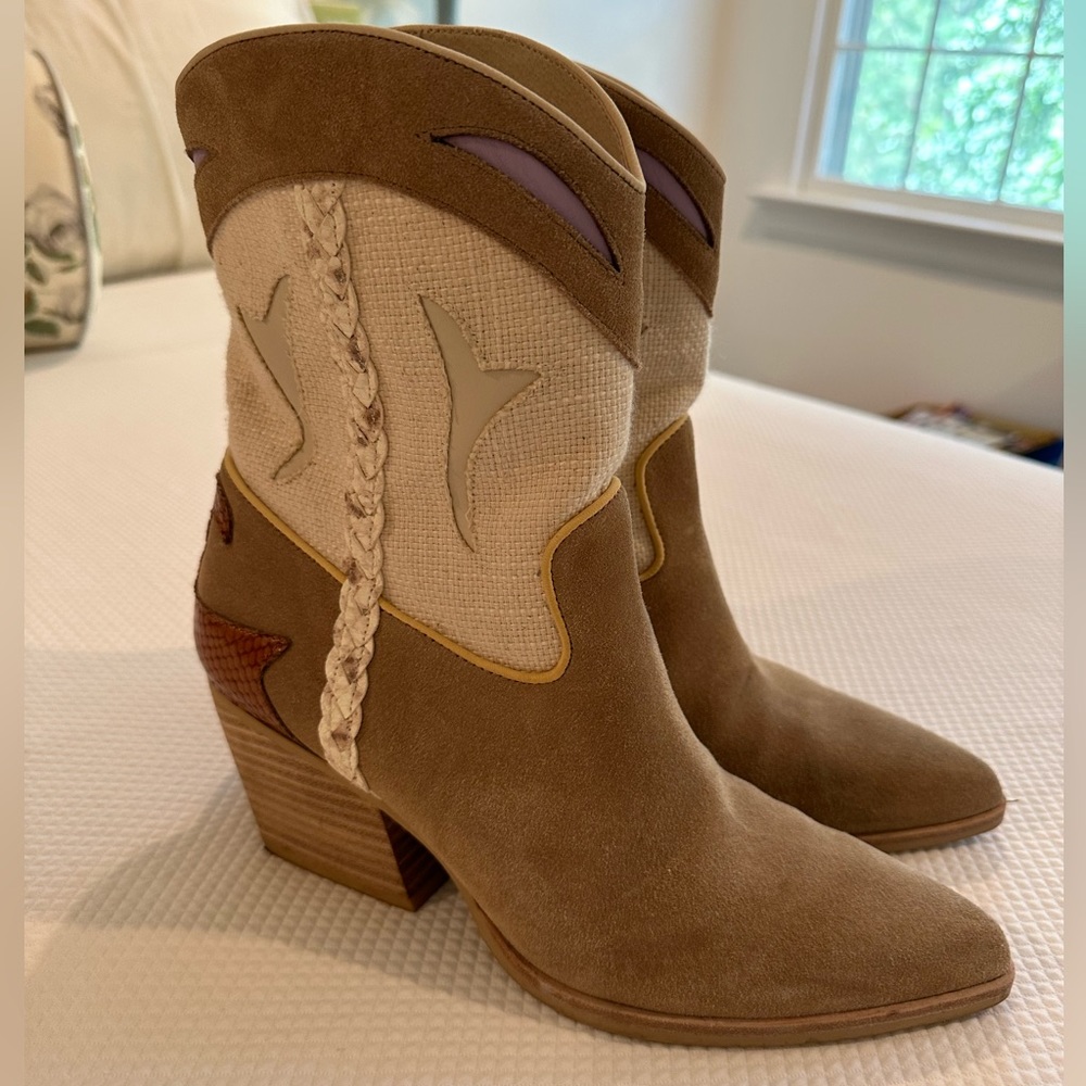 Dolce Vita Loral Boots